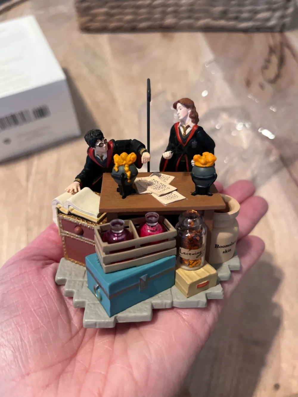 2007 Hallmark Harry Potter “Cauldron Trouble” Ornament